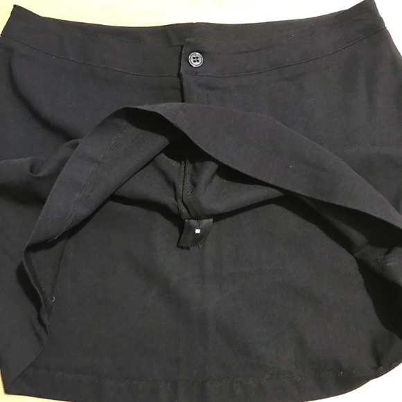 Black mini skirt - Picture 8 of 8